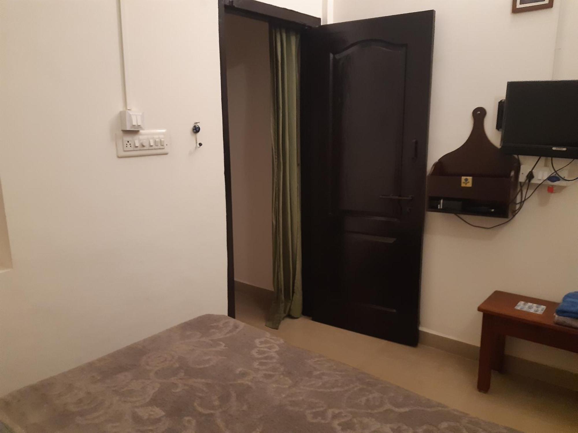 Tiny House For Couple Apartment Madikeri Room photo